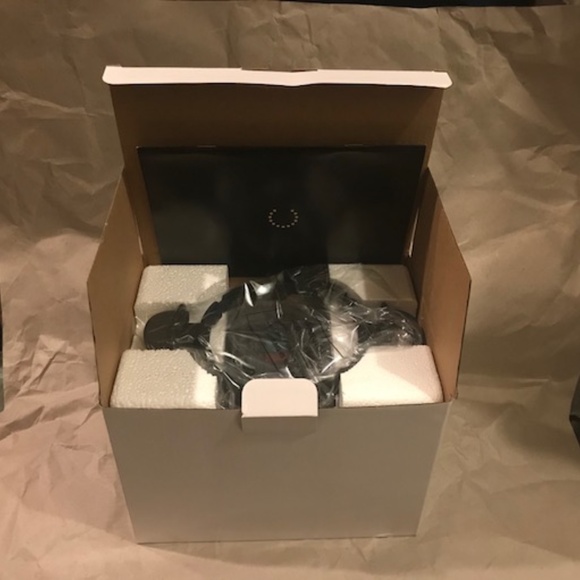 Curtis Stone Stuffed Waffle Maker w/ Recipes - New in Box - Picture 14 of 16